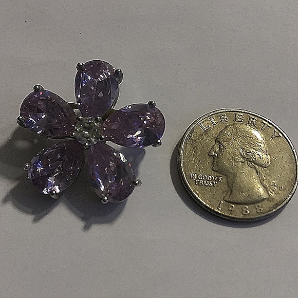 Pink Stone Flower Shaped Brooch Pin Pendant With Rhinestone - Picture 4 of 4